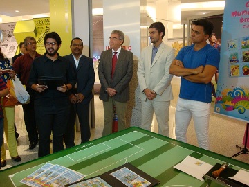 Momento do lançamento da emissão Copa do Mundo/Cidades-Sede